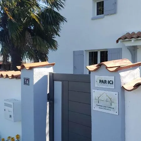 ホームステイ Zen A La Campagne マレンヌ